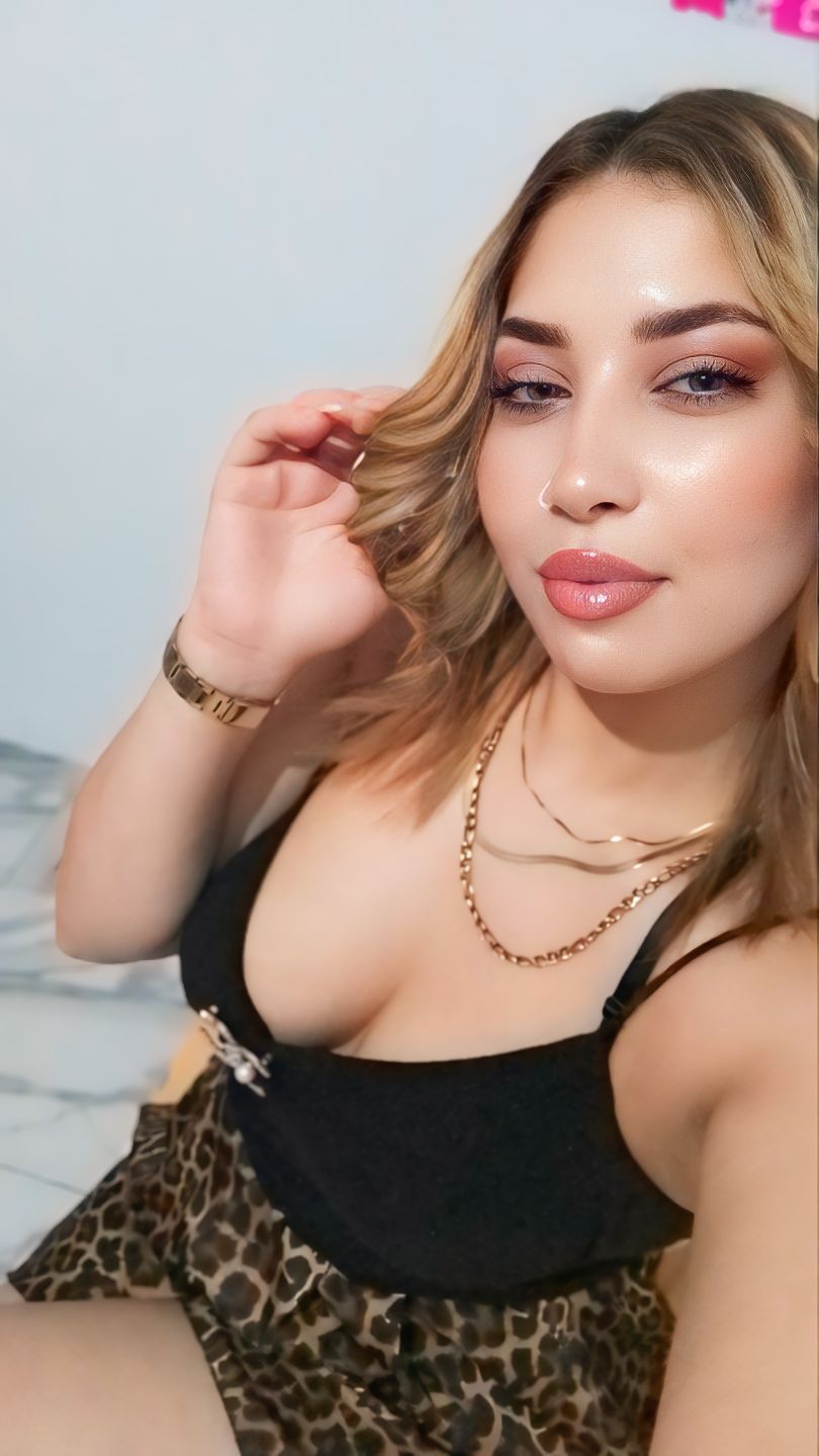 أخصائية تجميل